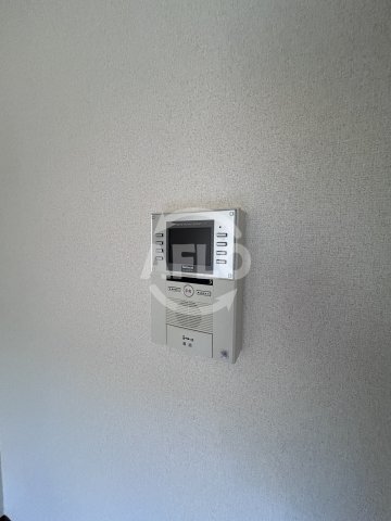 セキュリティ　リバースクエア103　モニター付きインターホン