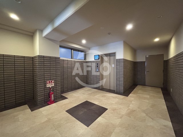 ロビー　リバースクエア103　ロビー