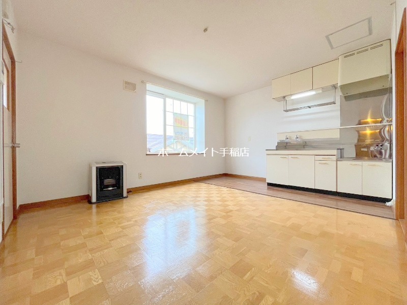 居室・リビング　明るく広々リビングスペース♪