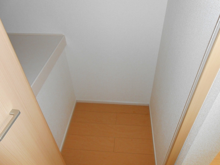 収納　反転写真