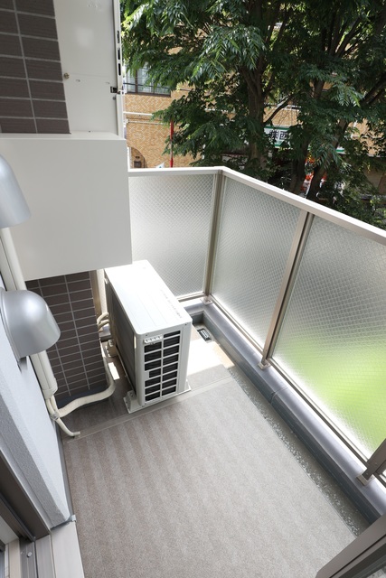 バルコニー　※写真は他号室です