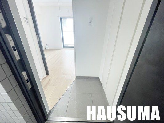 玄関　バルコニー