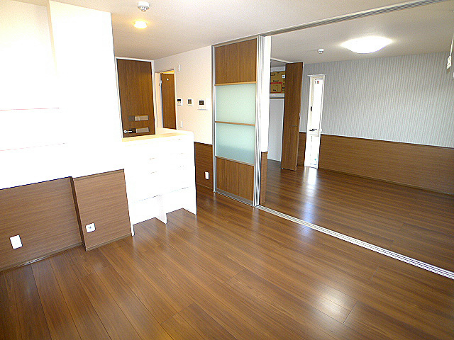 居室・リビング　おしゃれなリビングルーム