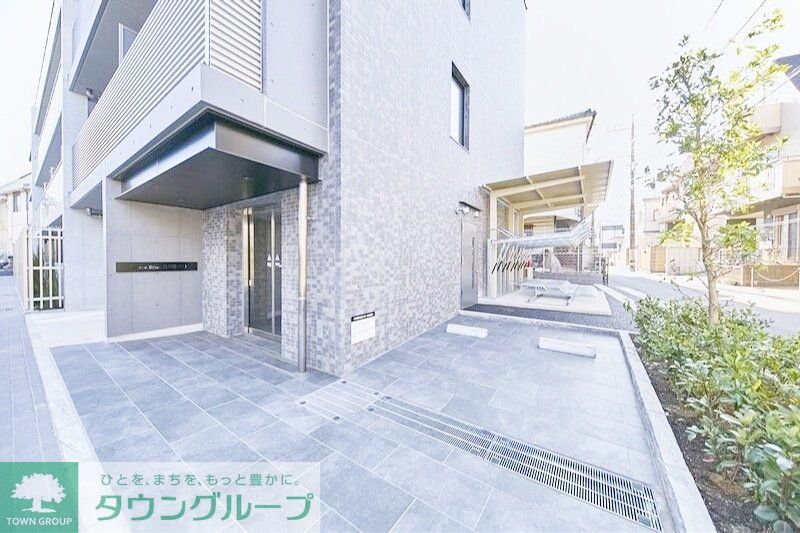 エントランス　部屋探しは株式会社　タウンハウジング　までお気軽にお問合せ…