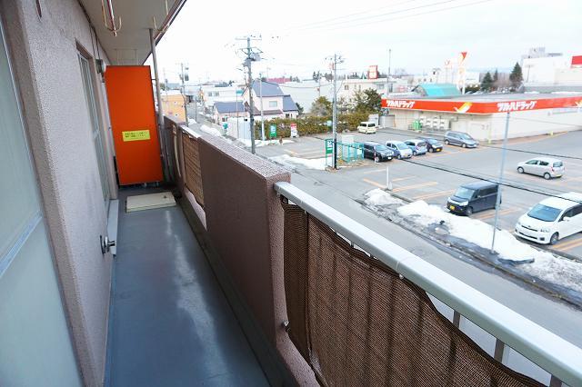 バルコニー　バルコニー