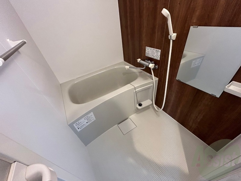 バス・シャワールーム　お風呂です！一日の疲れを癒してくださいね！