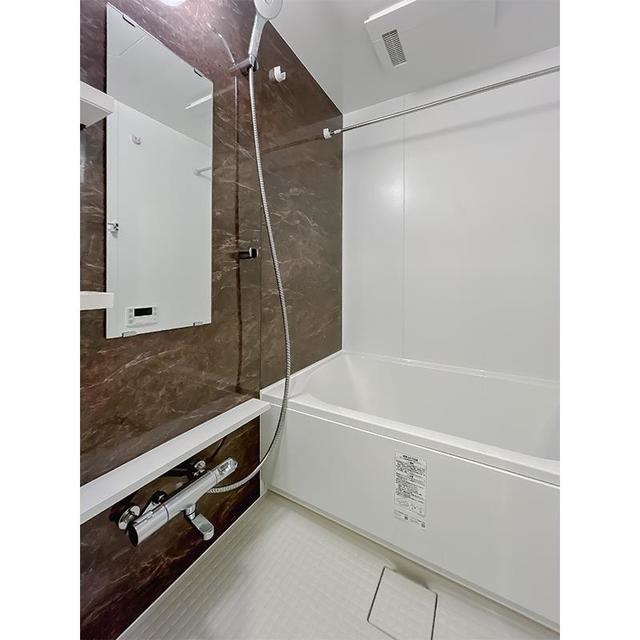 バス・シャワールーム　※写真は同タイプ住戸です。