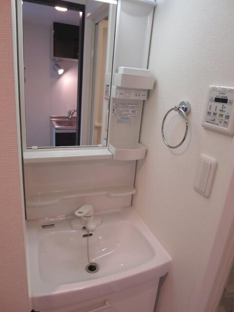 洗面設備　※参考写真