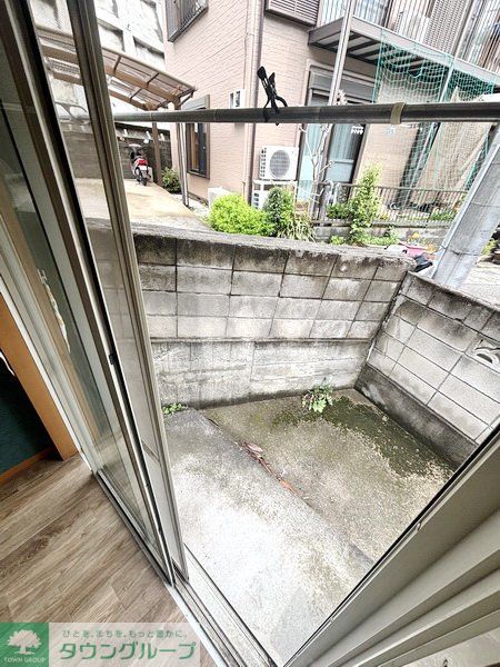 バルコニー　バルコニー