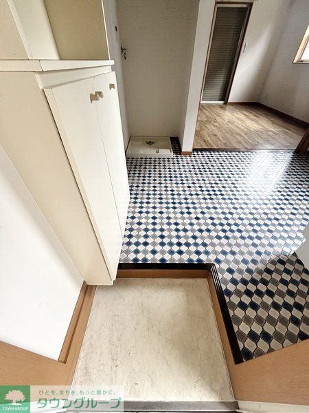 玄関　バルコニー