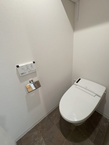 トイレ　清潔感のあるトイレです