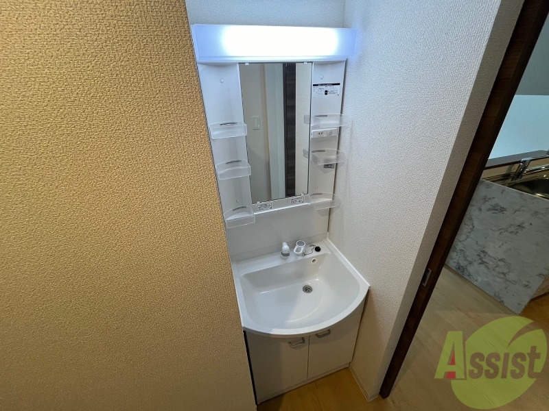 洗面設備　シャンプードレッサーで身支度もラクラクです！