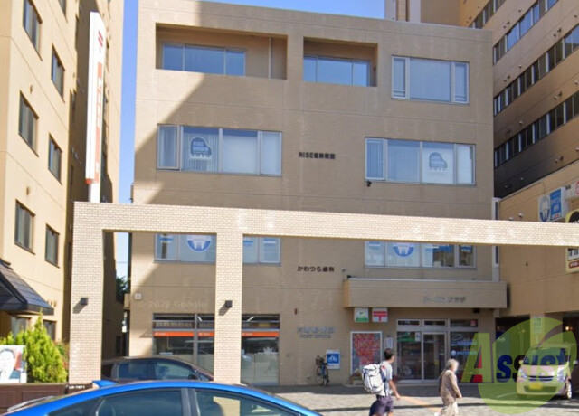 郵便局　月寒郵便局（郵便局）まで372m