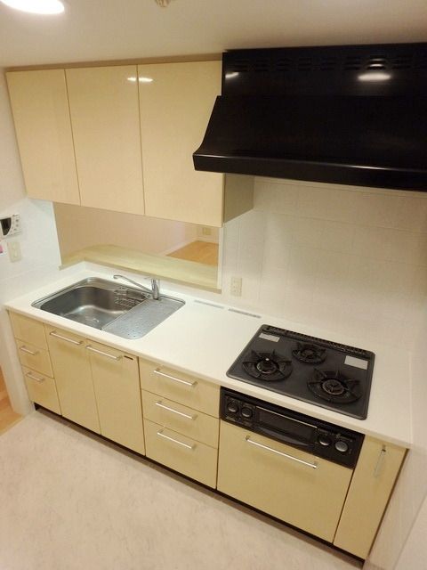 キッチン　※別部屋参考写真