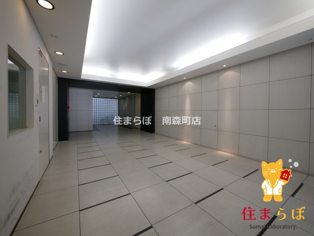 エントランス　共用部の印象も大切に