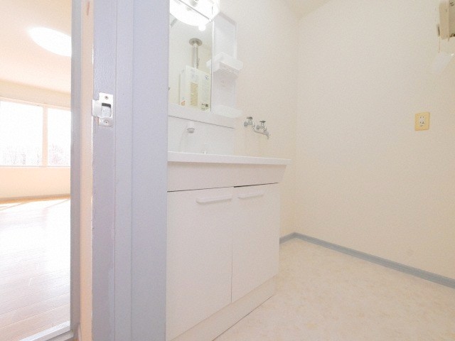 洗面設備　人気の独立洗面化粧台☆