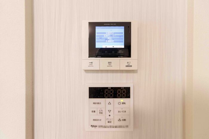 セキュリティ　モニター付きインターホン