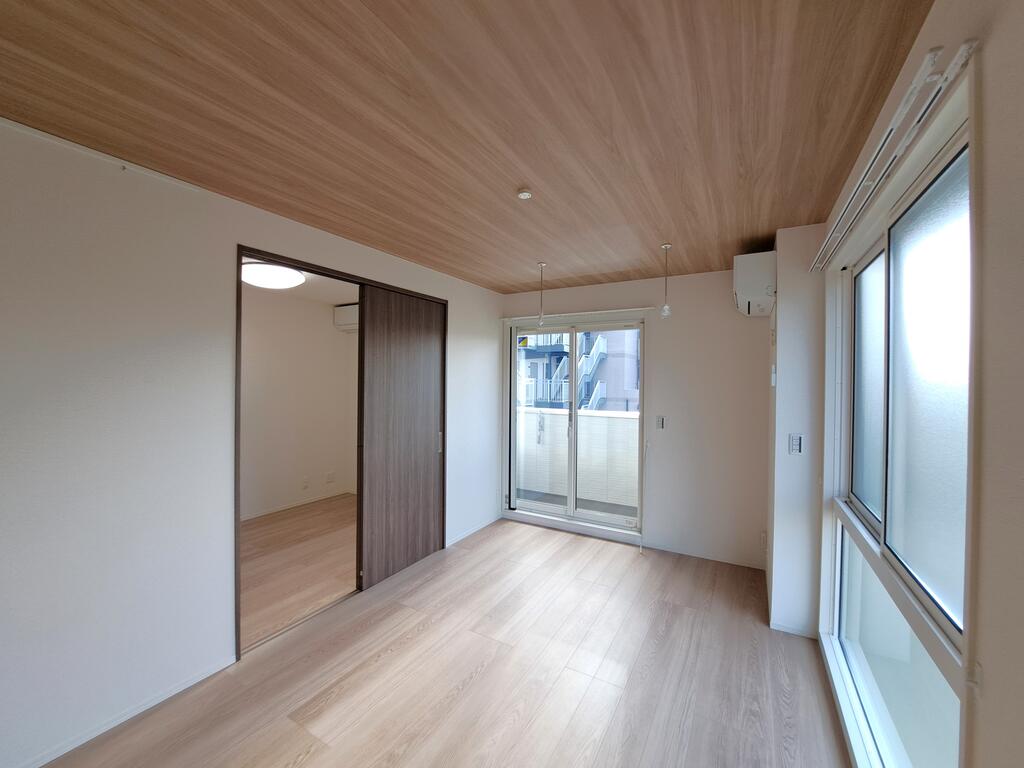 その他　◆リビングと洋室。