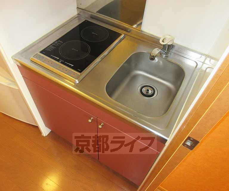 キッチン　・コンパクトなキッチンです！