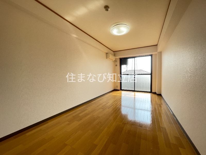 居室・リビング　別部屋写真