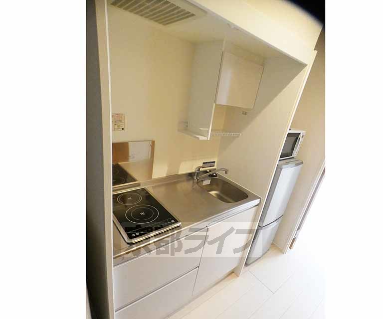 キッチン　まな板スペースのあるキッチン