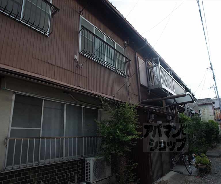 吉田上阿達町貸家