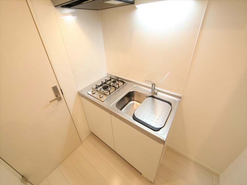 キッチン　システムキッチン（ガス2口）冷蔵庫・レンジ等ご用意できます