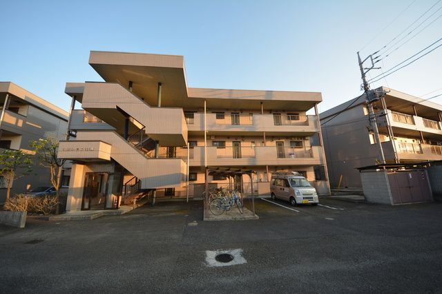 エントランス　外観