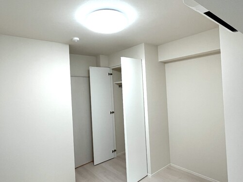 収納　収納※同タイプ別部屋2025.12新築未入居時撮影