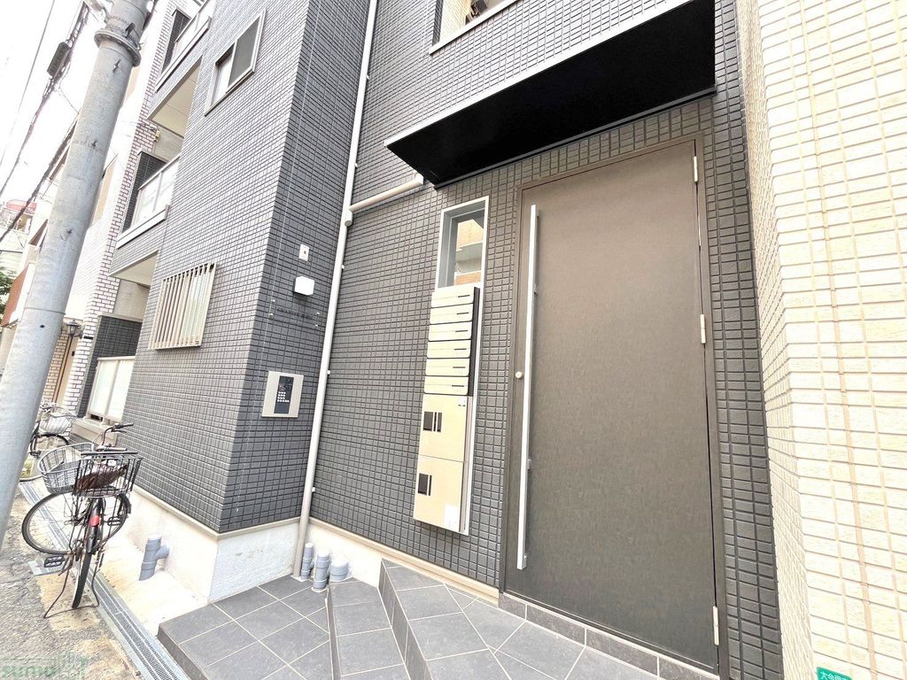 エントランス　外観