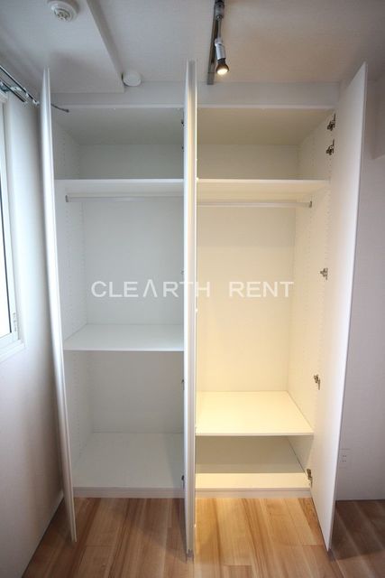 収納　同タイプ別住戸写真となります。現況と異なる場合がございます。