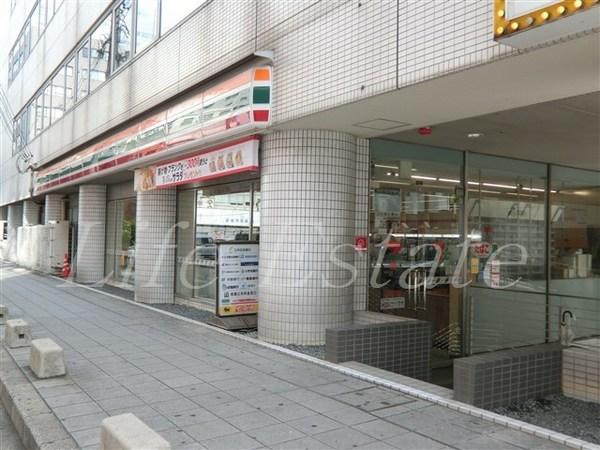 コンビニ　セブンイレブン大阪南本町2丁目店（コンビニ）まで95m