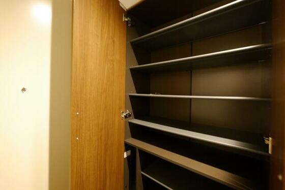 玄関　シューズボックス※写真はイメージです