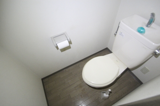 トイレ　※別部屋の写真です