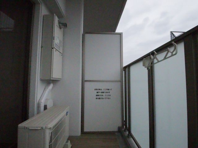 バルコニー　※別室の参考写真の為、現況優先です。