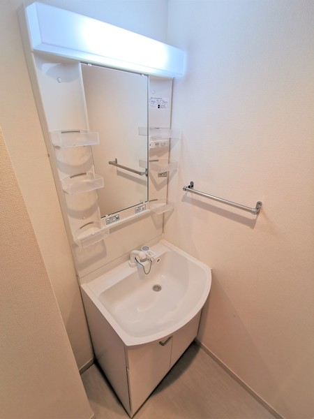 洗面設備　独立洗面台