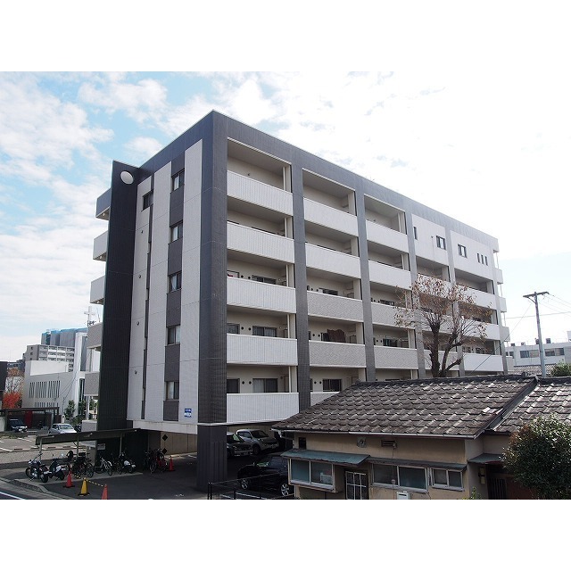 建物外観　白川沿いの好立地☆