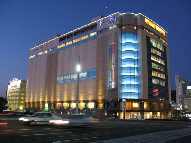 ショッピングセンター　エールエールA館（ショッピングセンター）まで979m