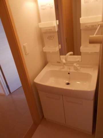 洗面設備　同仕様写真