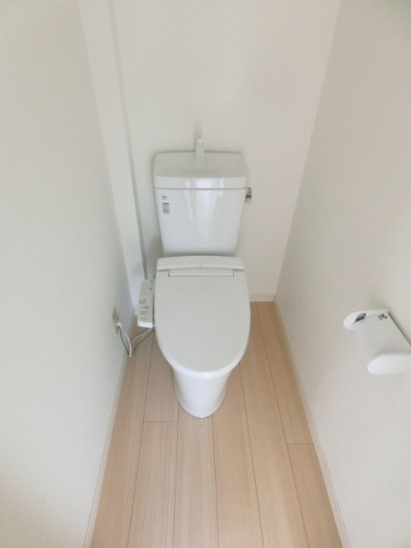 トイレ　図面と現状に相違がある場合には現状を優先