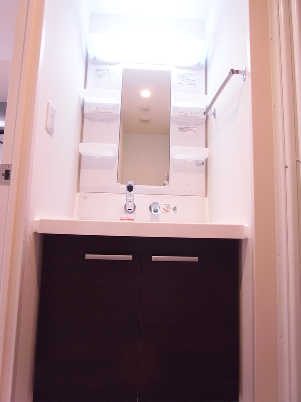 洗面設備　広い洗面スペース