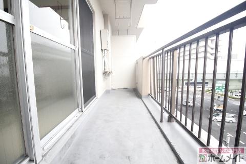 バルコニー　ベランダ