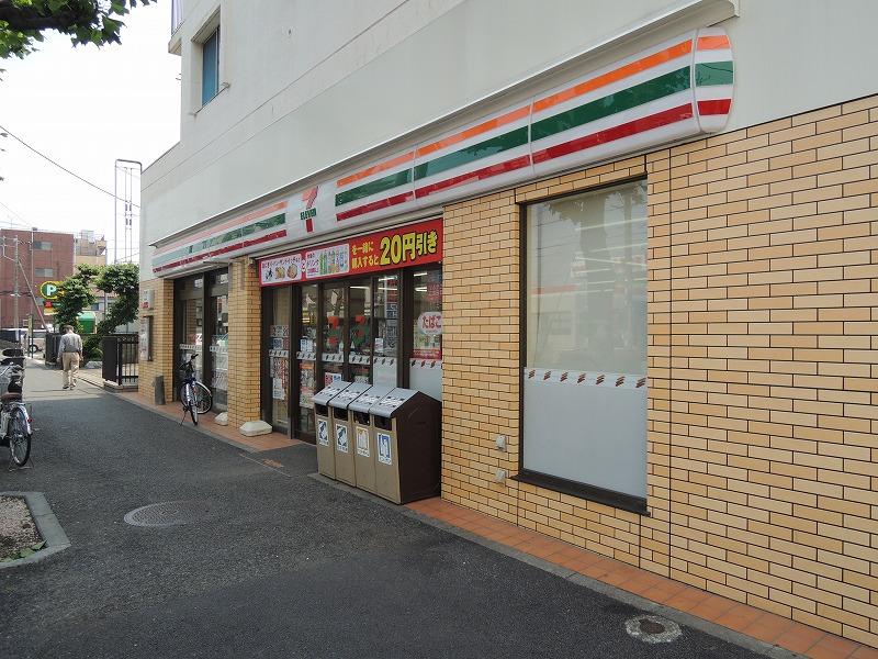 コンビニ　セブンイレブン上末吉（コンビニ）まで776m