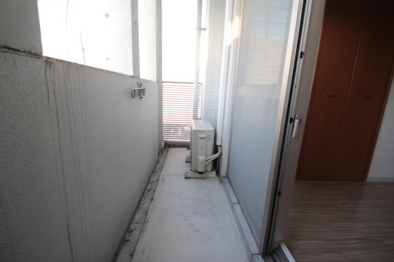 バルコニー　※別部屋の写真です