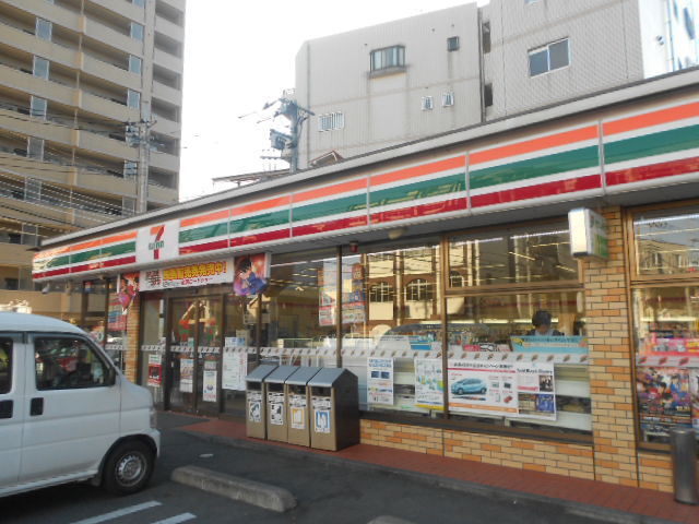 コンビニ　セブンイレブン熊谷宮前町２丁目店（コンビニ）まで100m