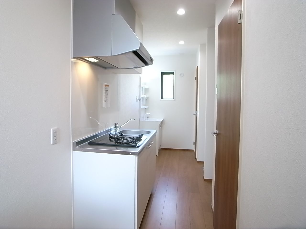 バルコニー　陽当たり良好なバルコニーです