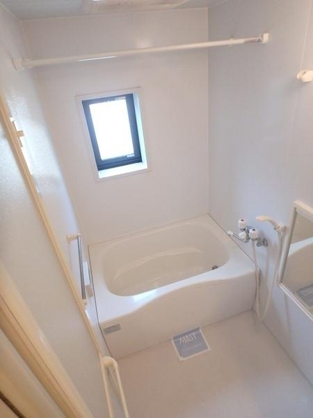 バス・シャワールーム　キレイな浴室！