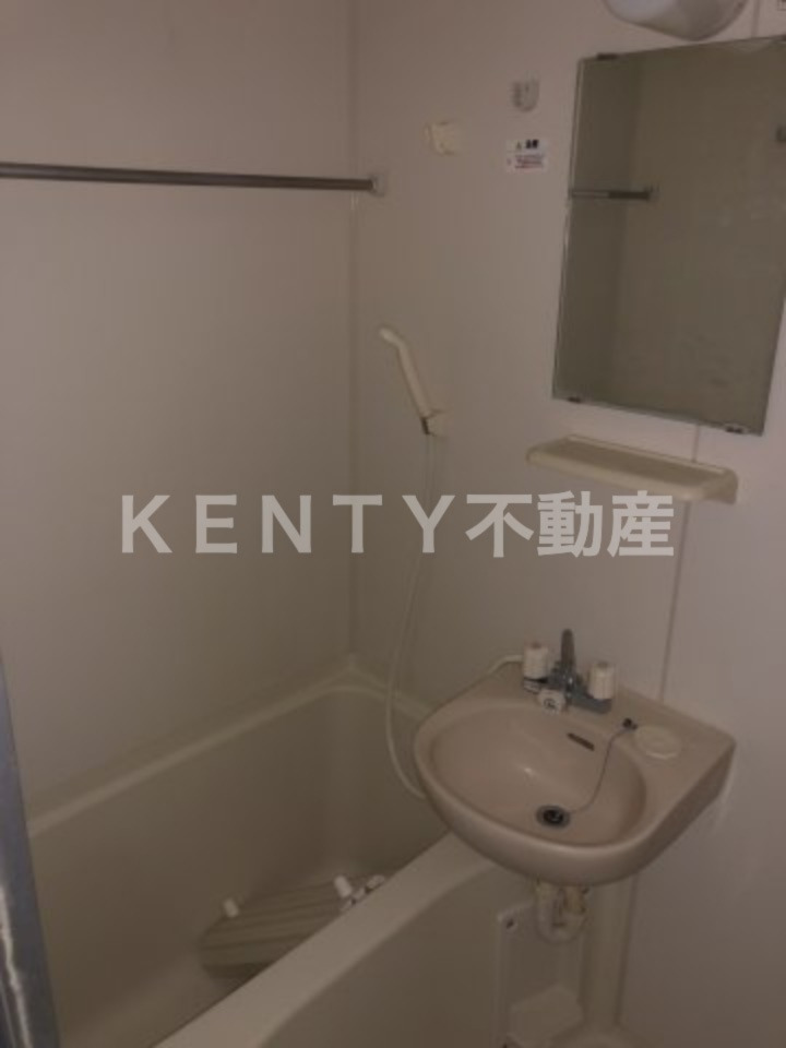 バス・シャワールーム　お風呂です