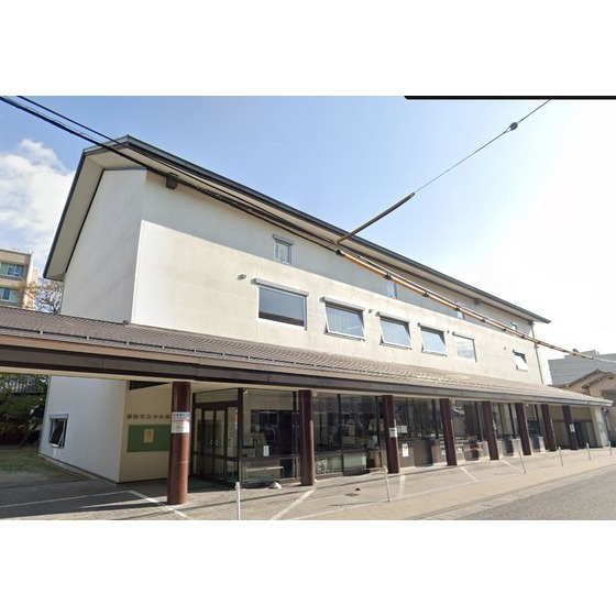 図書館　飯田市立中央図書館（図書館）まで1282m