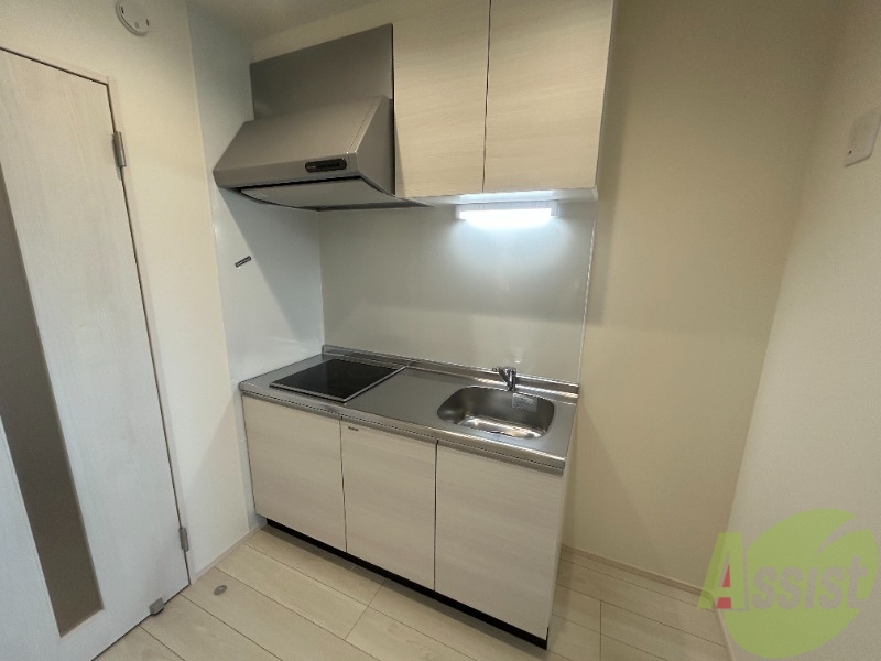 キッチン　キッチンはＩＨなのでお手入れがしやすそうですね。